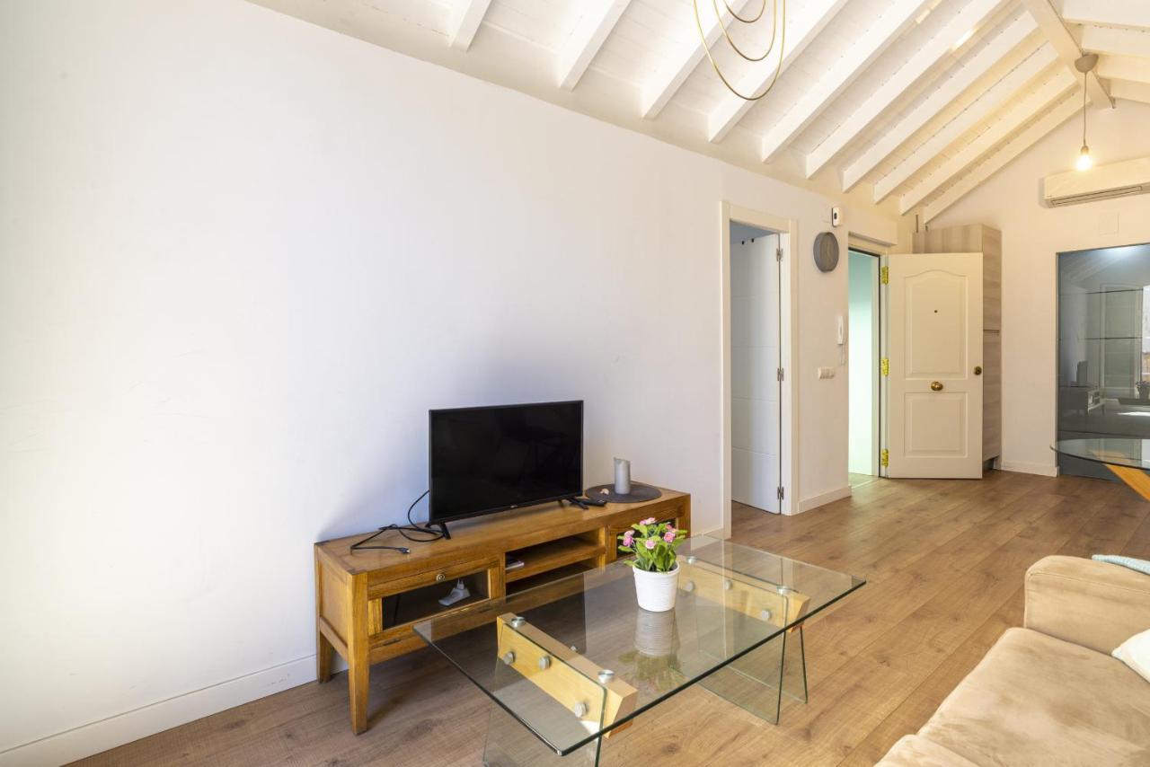 Urbe10 Terrace Constitucion 1 Bedroom Apartment Malaga Bagian luar foto