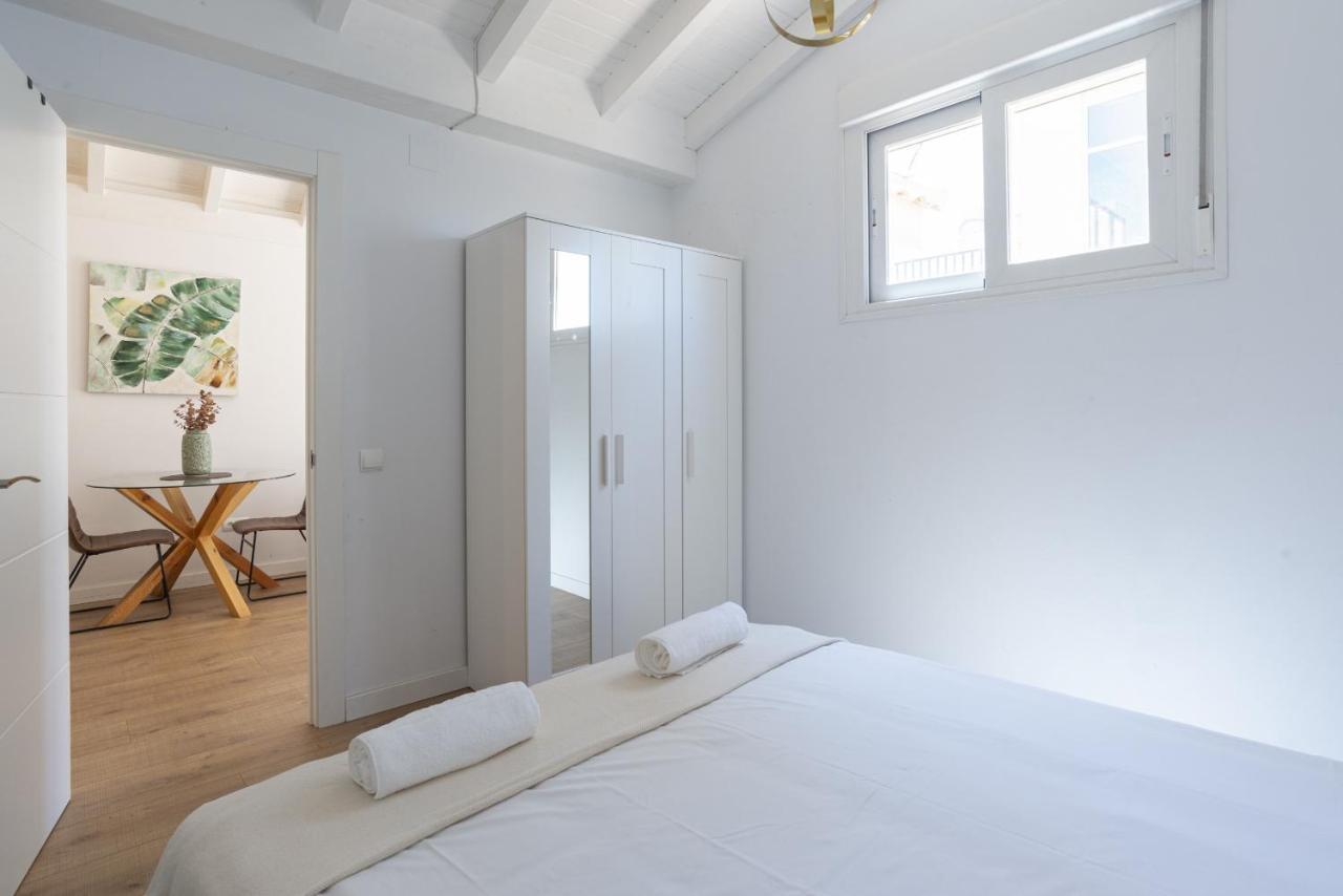 Urbe10 Terrace Constitucion 1 Bedroom Apartment Malaga Bagian luar foto